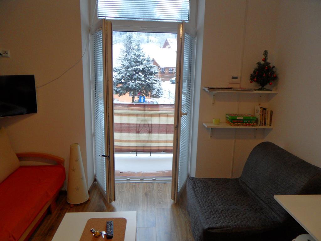 Apartament Kraszewskiego กรินีซา ดรอยจ์ ภายนอก รูปภาพ